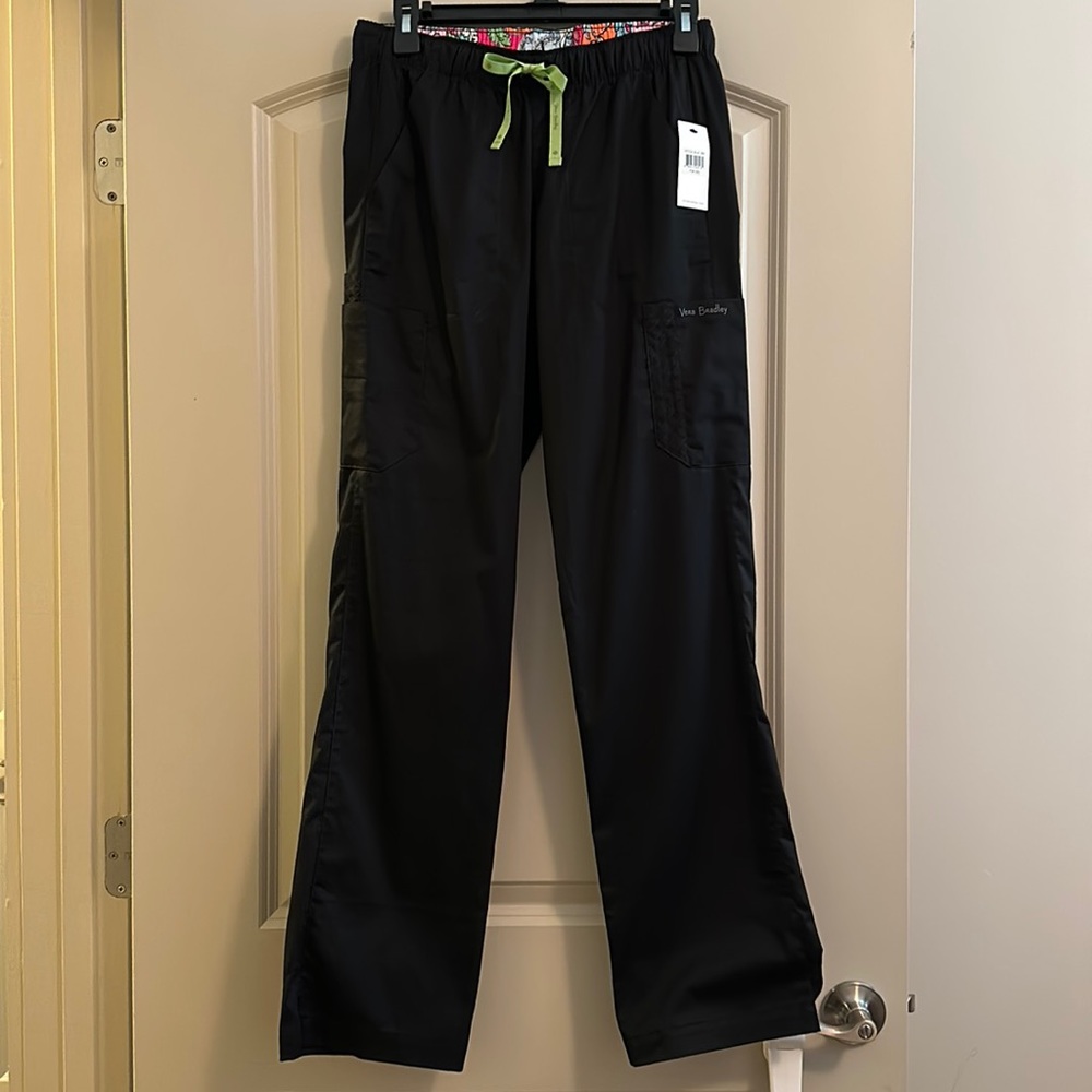 Women’s Black Vera Bradley Scrub Pants. Sz S. NWT